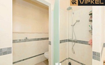 Property slide 16