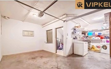 Property slide 36