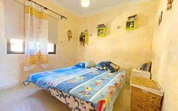 Property slide 25
