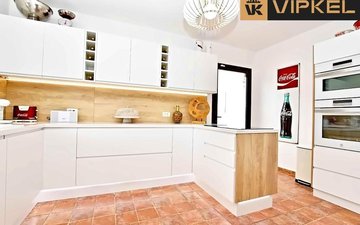 Property slide 26