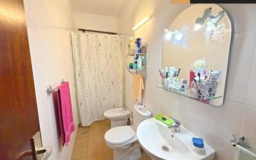 Property slide 48