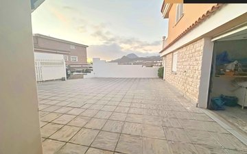 Property slide 28