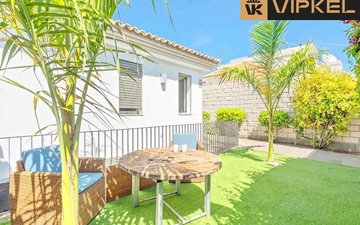 Property slide 7