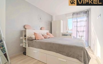 Property slide 19