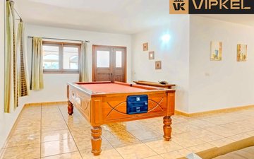 Property slide 29