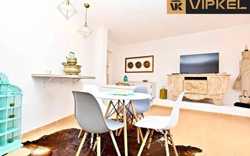 Property slide 19