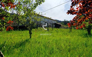 Property slide 32
