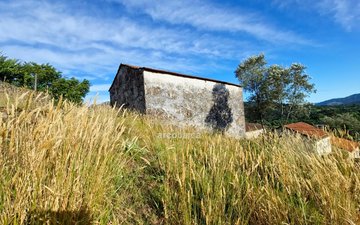 Property slide 20