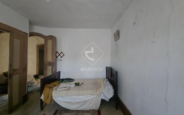 Property slide 25