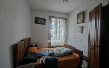 Property slide 24