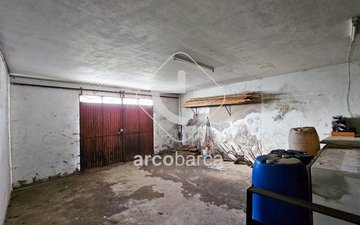 Property slide 22
