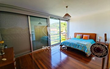 Property slide 6