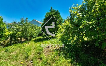Property slide 6