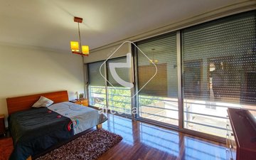 Property slide 18