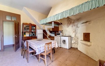 Property slide 8