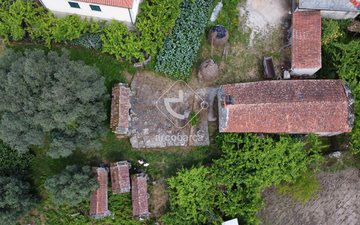 Property slide 36