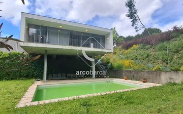 Property slide 76