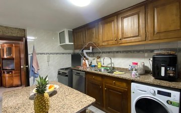 Property slide 25