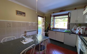 Property slide 21