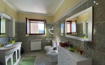 Property slide 40
