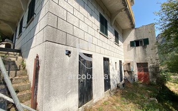 Property slide 6