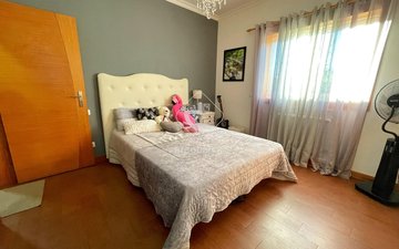 Property slide 22