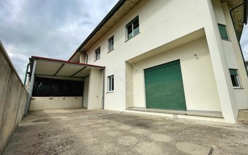 Property slide 21