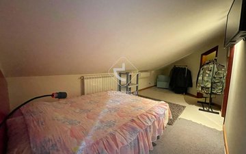 Property slide 30