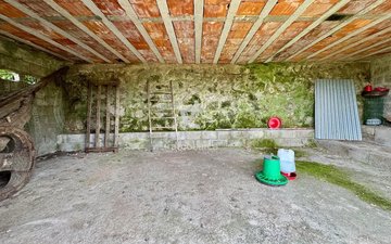 Property slide 70