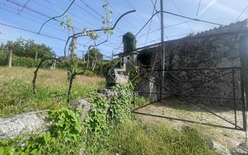Property slide 11