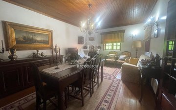 Property slide 70