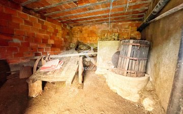 Property slide 27