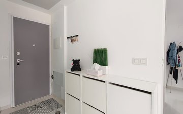 Property slide 25