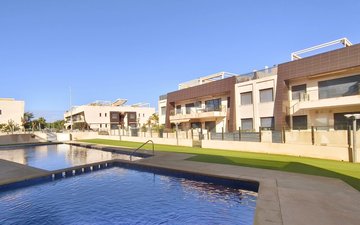 Property slide 32