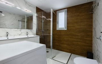 Property slide 21