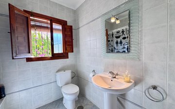 Property slide 18
