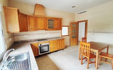 Property slide 14