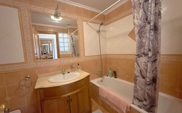 Property slide 19