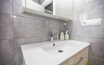 Property slide 50