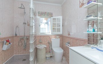 Property slide 23