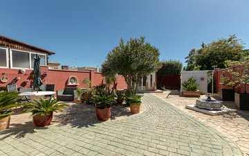 Property slide 39