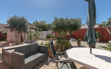 Property slide 40