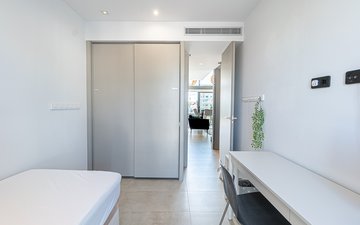 Property slide 25
