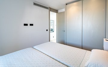 Property slide 22