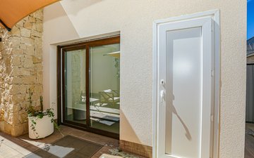 Property slide 49