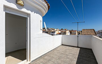 Property slide 44