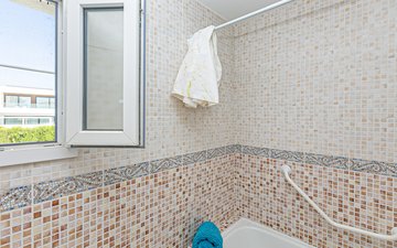 Property slide 34