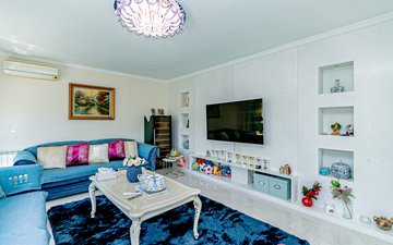 Property slide 20