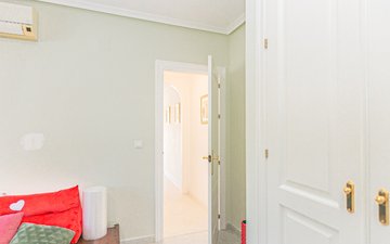 Property slide 32