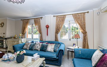 Property slide 14
